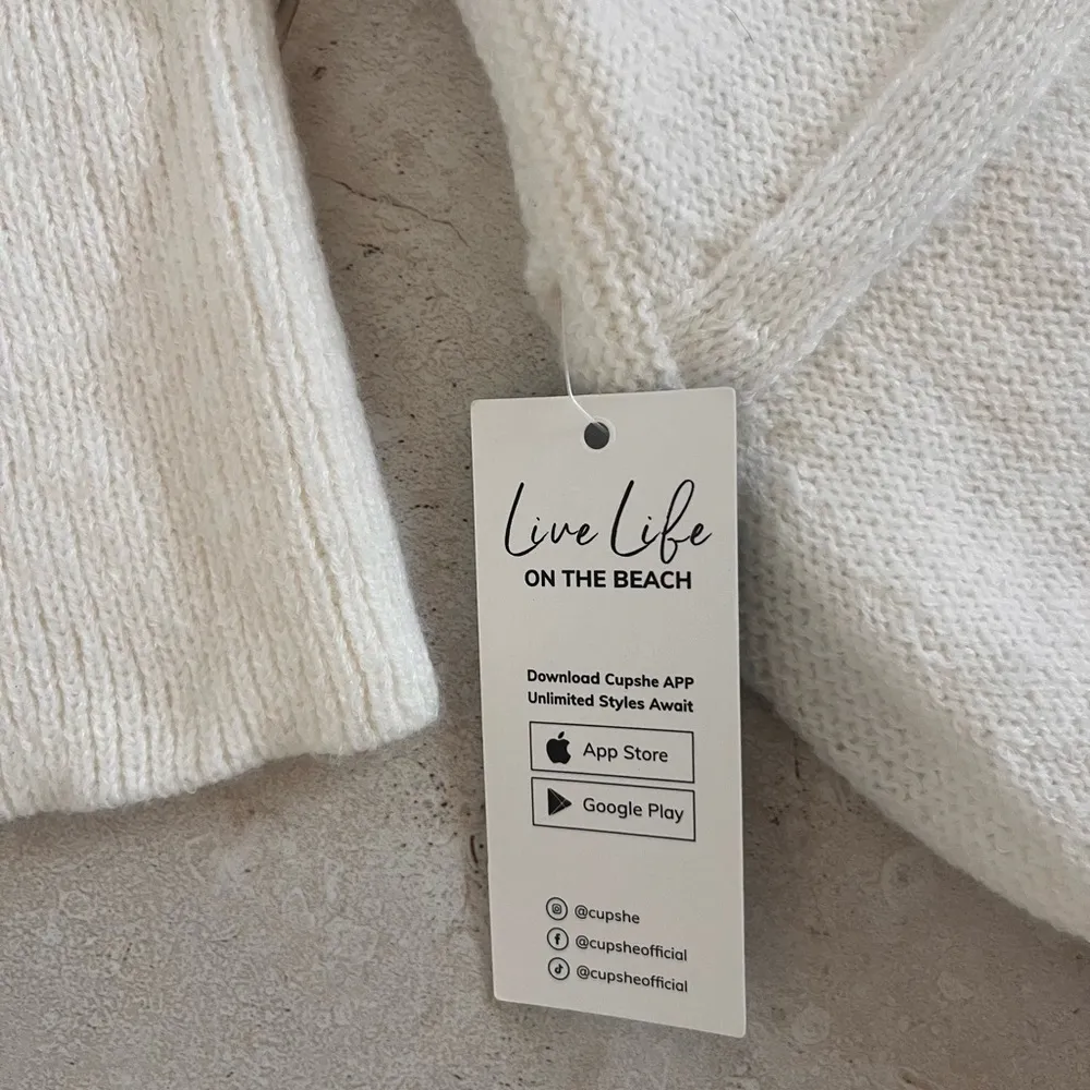 Cupshe Gigot sweater white ivory medium - Image 6