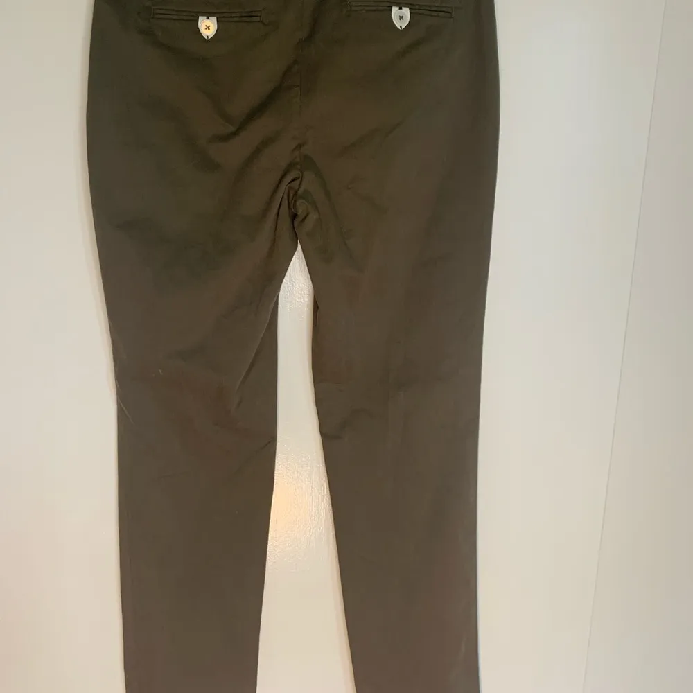 by Ellen DeGeneres new trouser slacks pants olive Green Size 2 - Image 4
