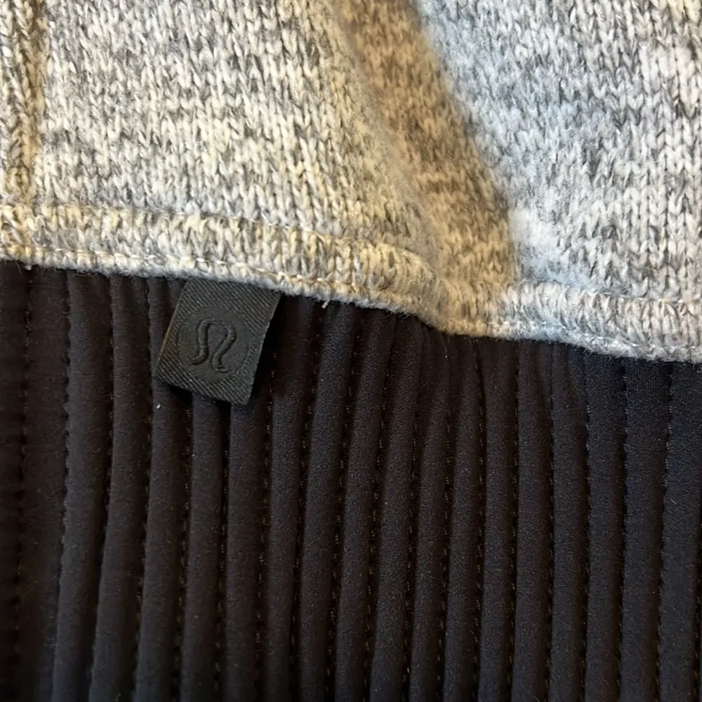 Both Ways Bomber Jacket Color: see description Size 6 EUC - Image 8