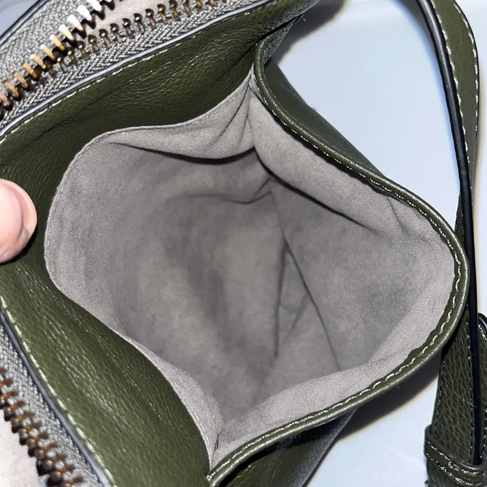 Vince Camuto Staja Crossbody Pebbled Leather Handbag Pine Forest Green Purse - Image 10