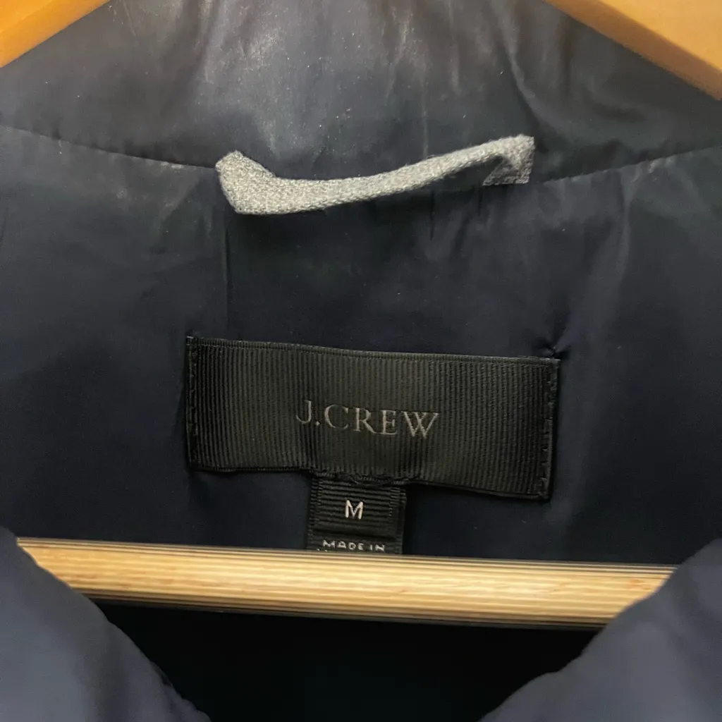 J. Crew Excursion Quilted Down filled Vest In heather Graphite size medium - Image 2