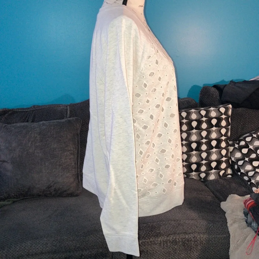 Old Navy Cutout Crewneck, XL - Image 3