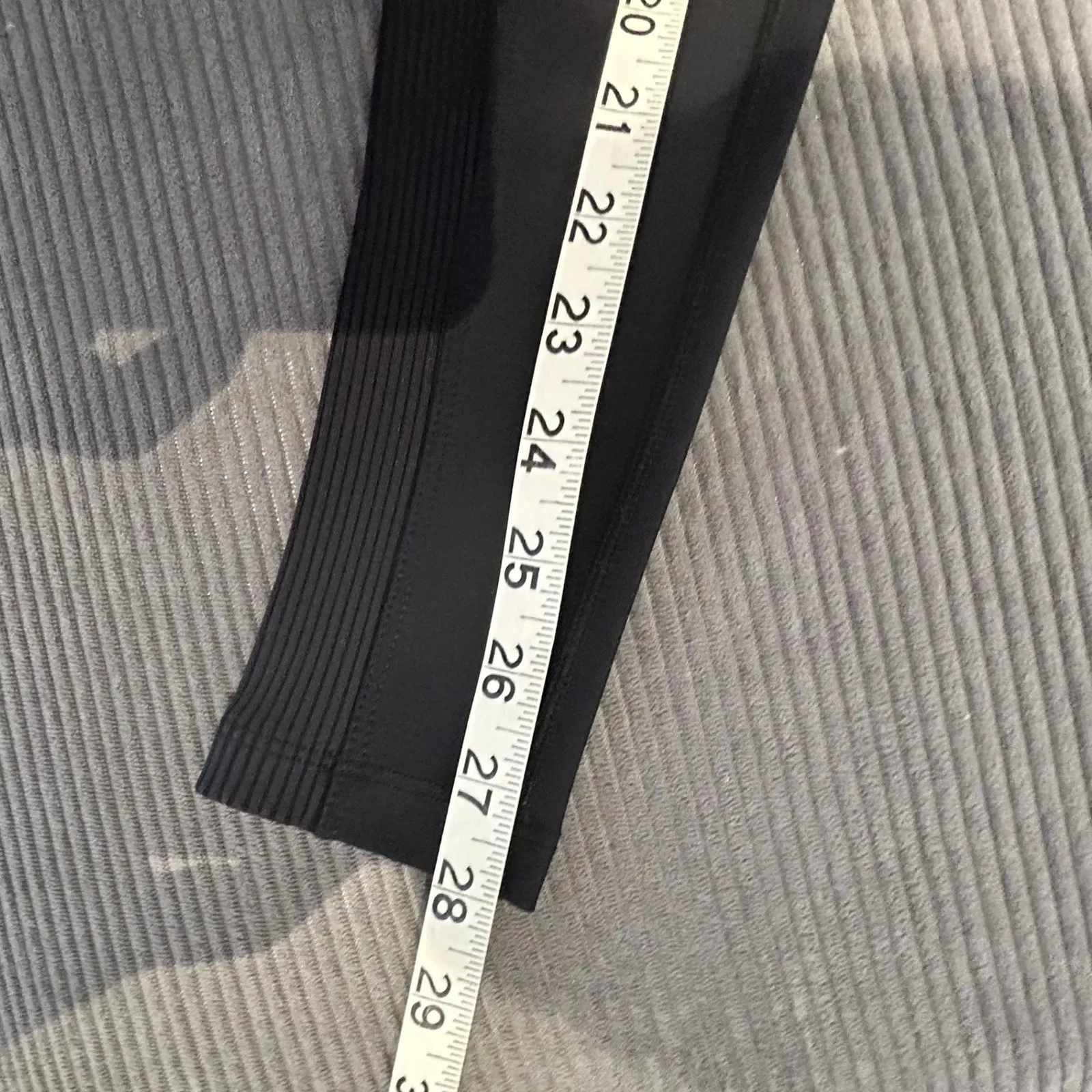 Peloton Black Tan Show Up Pocket Leggings & Sports Bra Set Size S - Image 7