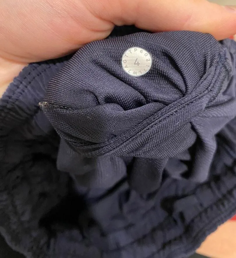 Lululemon Hotty Hot Shorts - Image 4