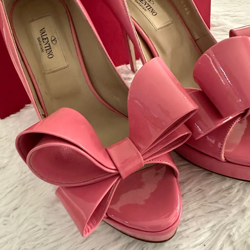 Authentic Valentino Garavani Couture Bow Patent Leather PINK Heels Shoes 35 SEXY - Image 4