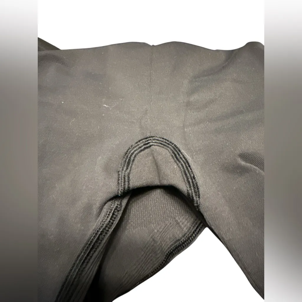 Lululemon Black Seamless Compression Crop Leggings high rise athleisure yoga - Image 7