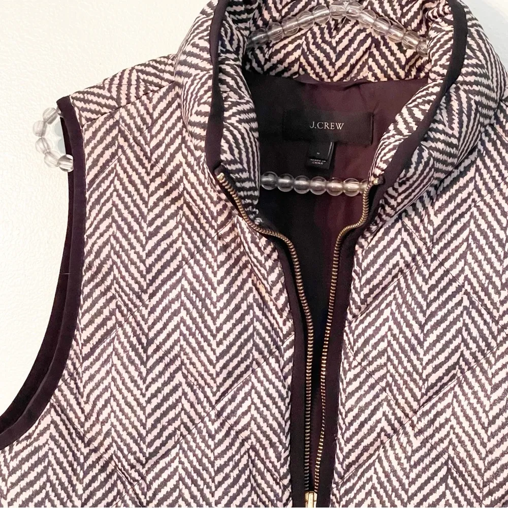 J. Crew Size Medium Herringbone Zipper Black White Zig Zag Stripe Vest Feather - Image 2