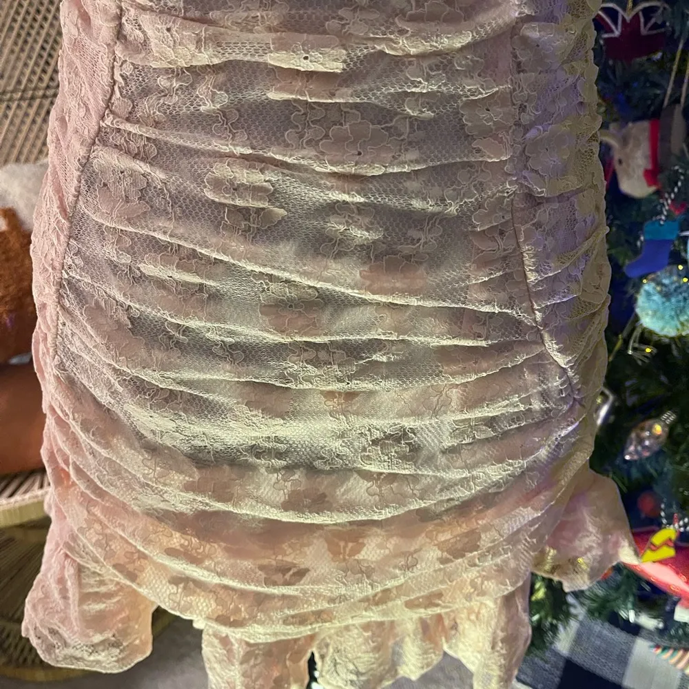 🎀NWT Hello Monday Monday to Sunday Lace Off Shoulder Mini Dress in Blush Sz 8/L - Image 9