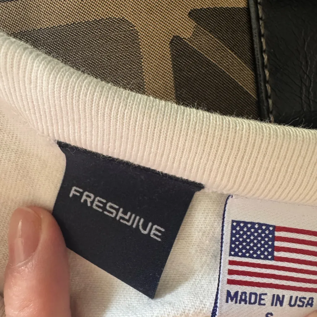 Freshjive Wtfirgo Bubble Lettered Short Sleeve Tee Shirt Green - Image 2