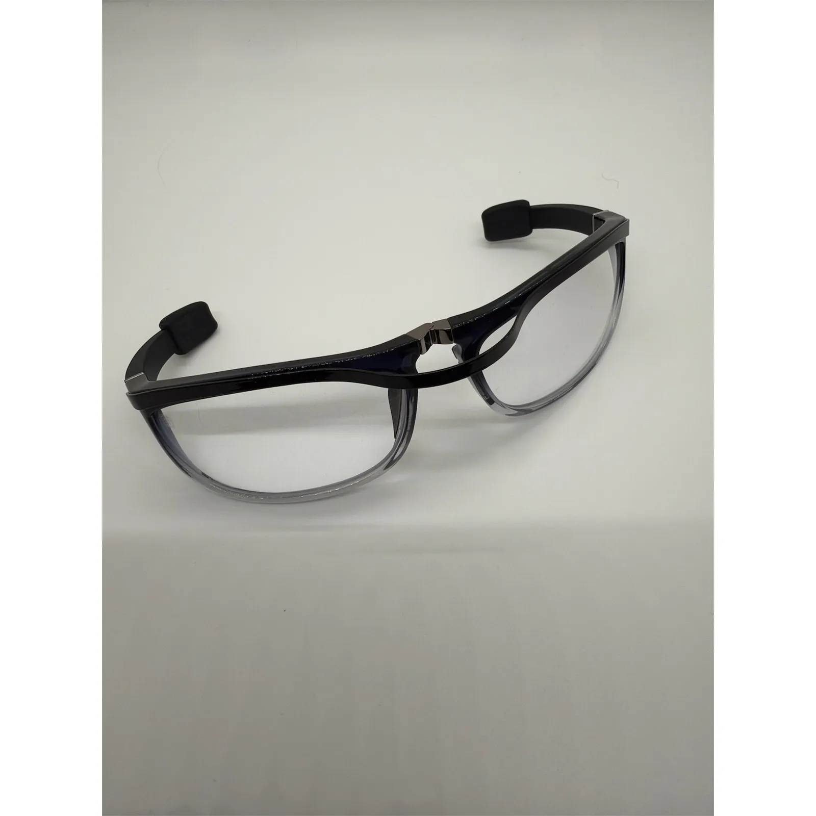 Eyewris Folding Reading Glasses WR2.1 with Case Womens Medium Black Fade - Image 4
