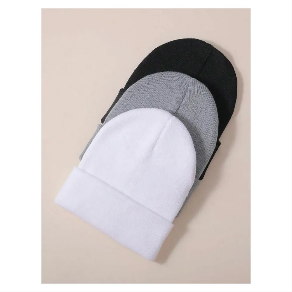 3pcs Knitted Beanies/ Brand New Black - Image 3