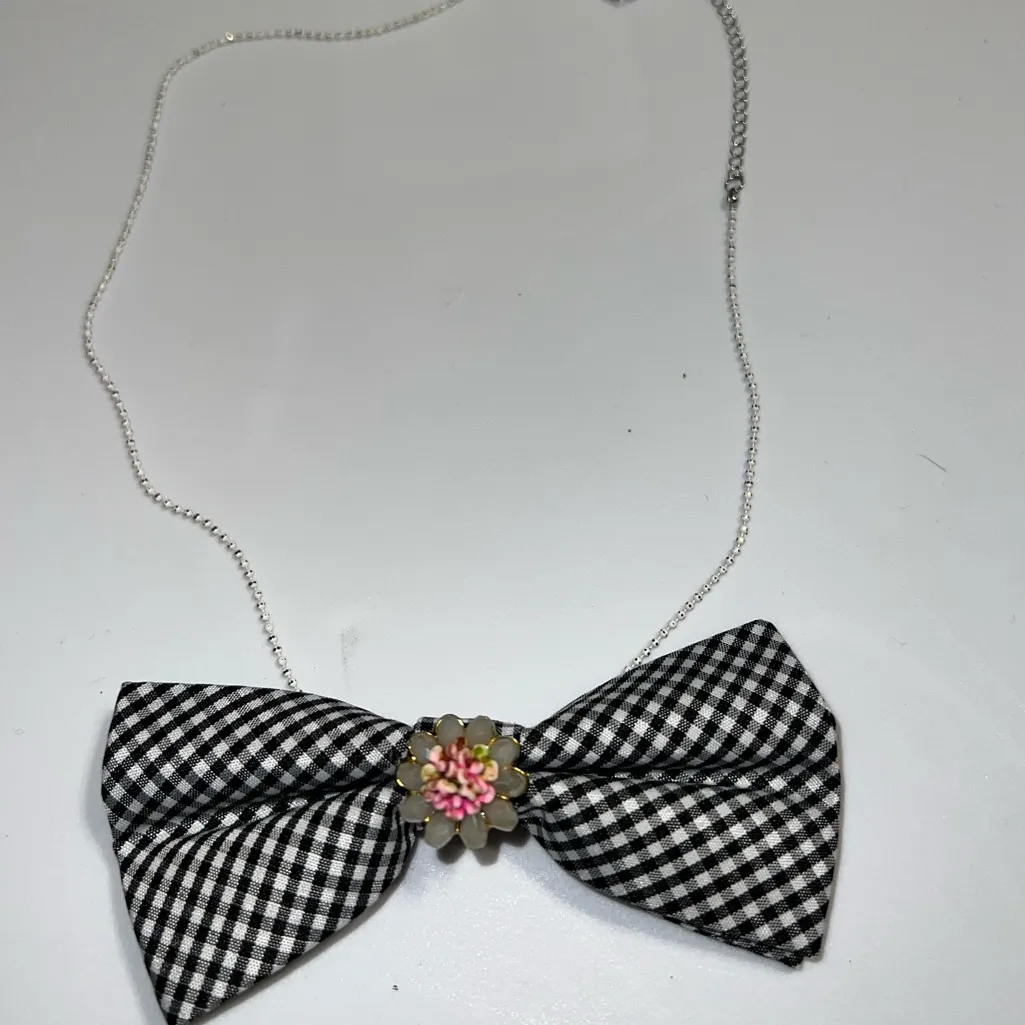 “Dainty Dapper”Black and White Checkered Bow Necklace Black - Image 2