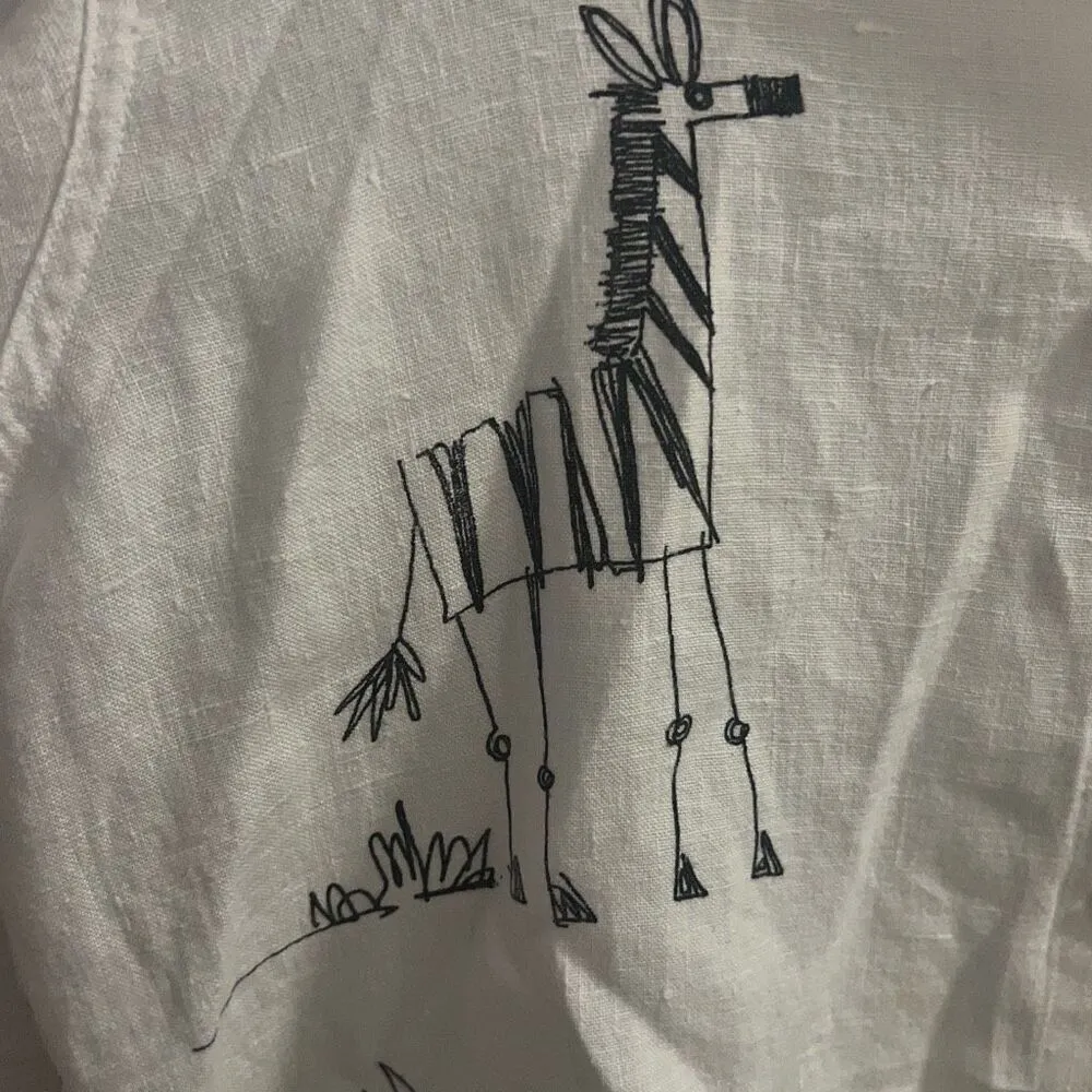 ✨Chico’s Animal Safari Linen Button Down Sz 1 Shirt✨ - Image 4