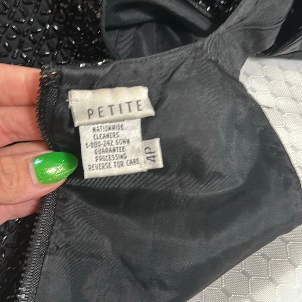 Oleg Cassini blacktie woman size 4 petite 100% silk sequined top formal dressy Black - Image 7