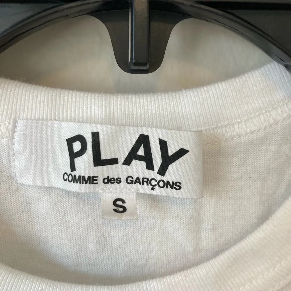 PLAY
COMME des GARÇONS Shirt - Image 4