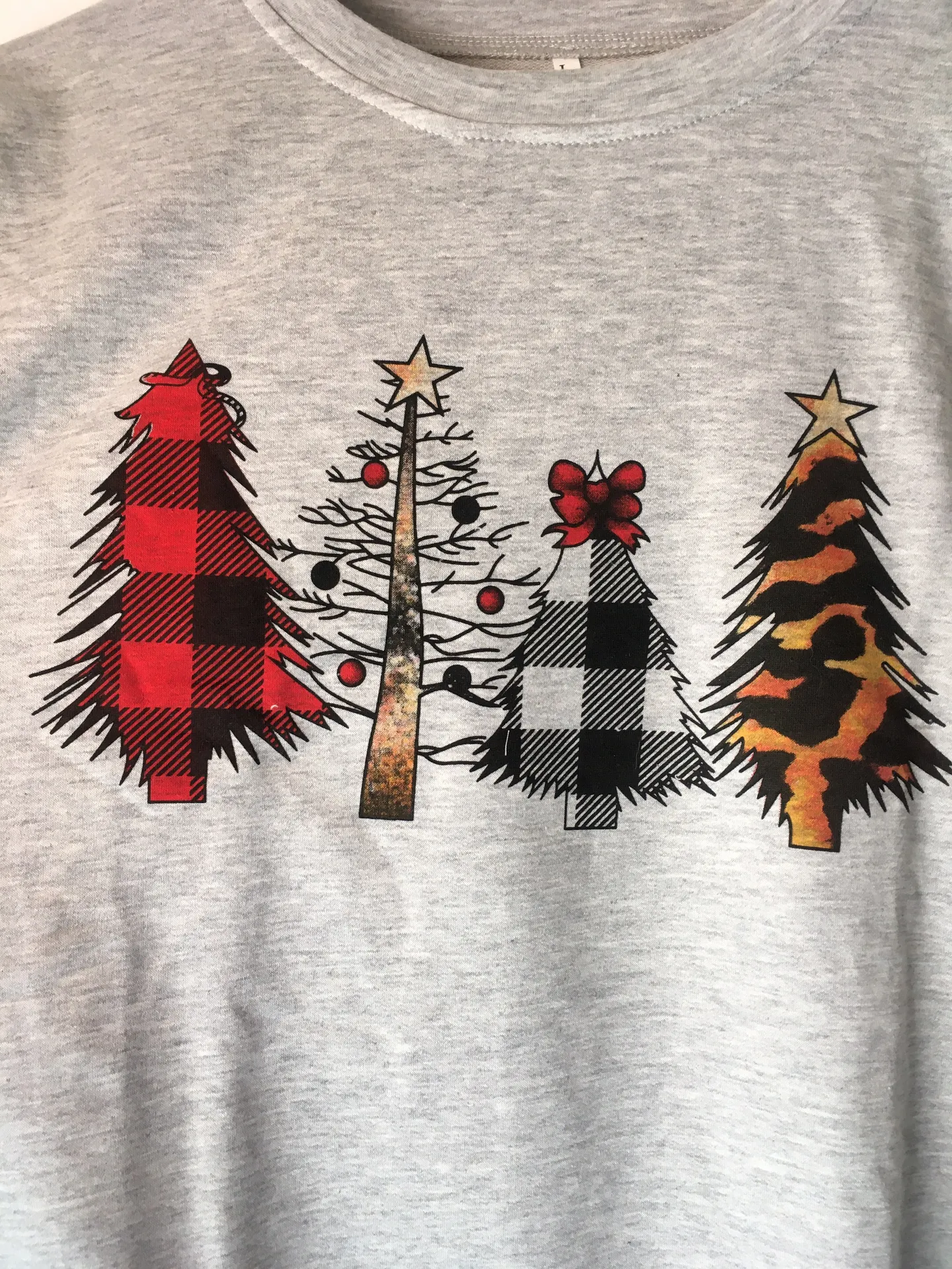 Christmas Sweatshirt, Large🎄 - Image 3