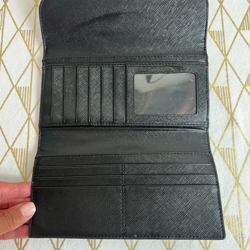 Coach Black and Cream Leather Clutch Wallet - Image 6