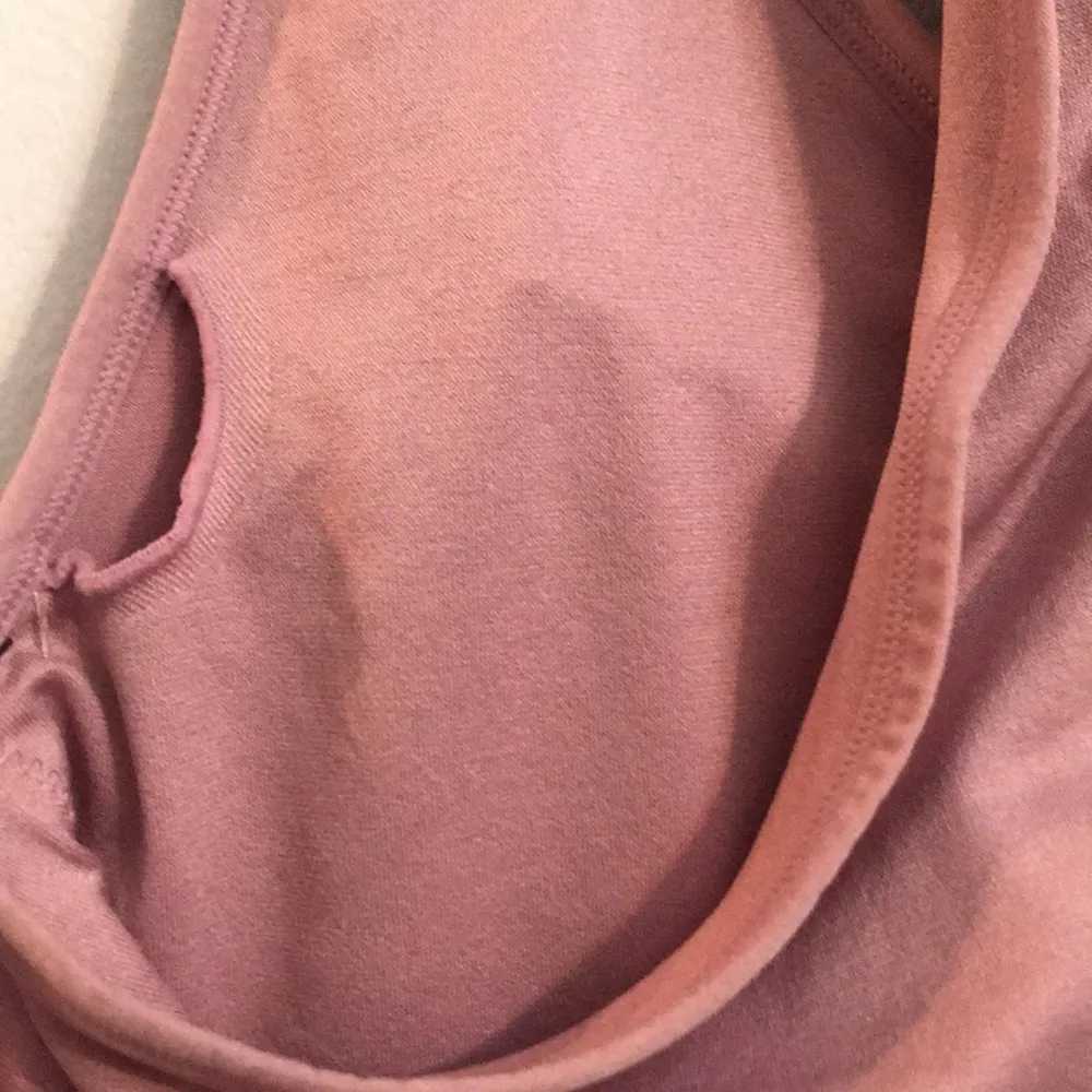 New- Puma Sport Bra Blush Size Large - Image 6