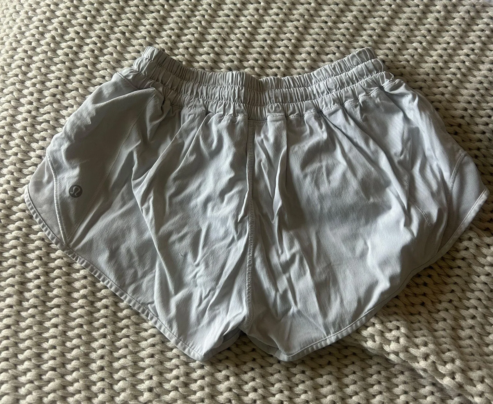 Hotty Hot Short 2.5” - Image 2