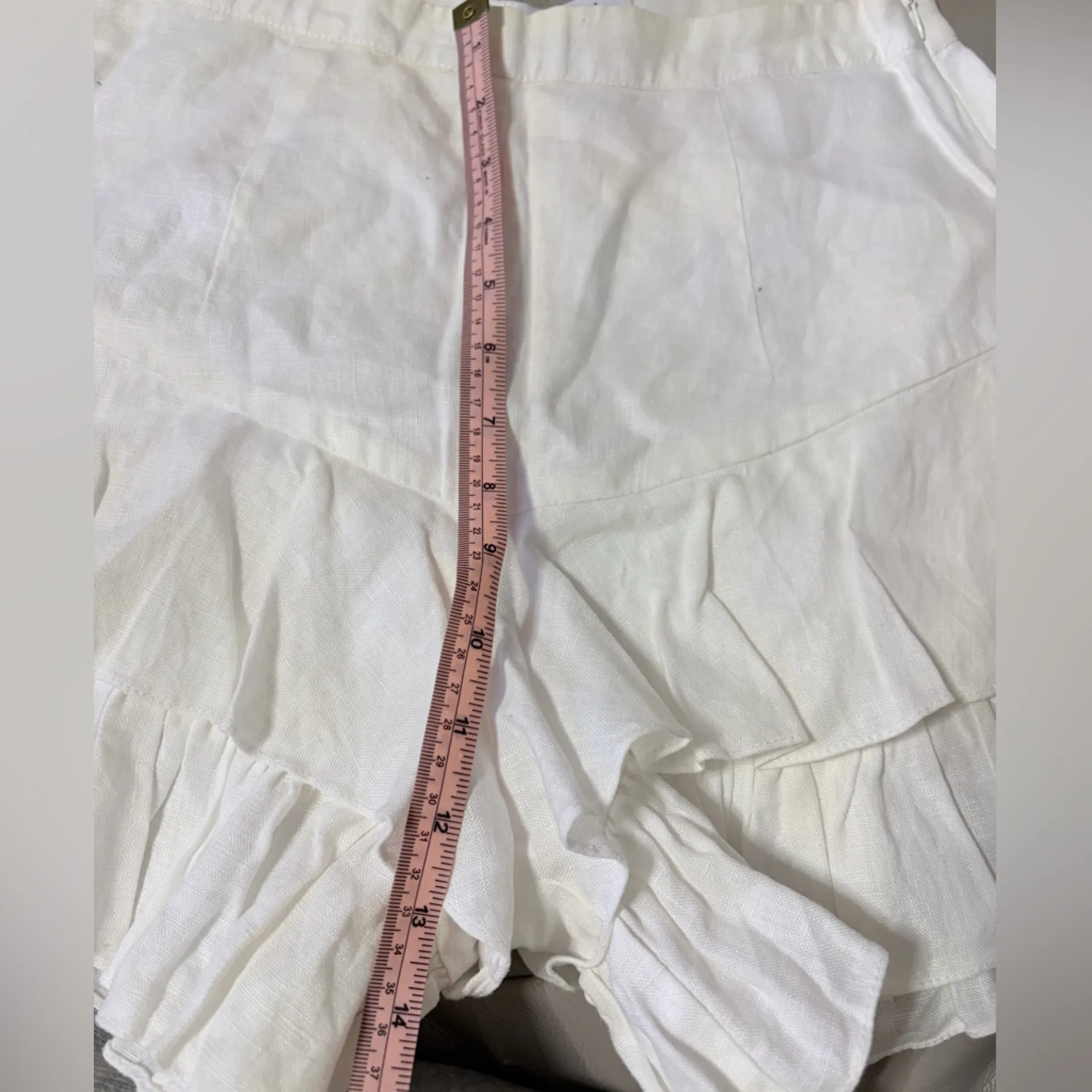 MLM Valentine ruffle shorts white linen shorts size small - Image 11