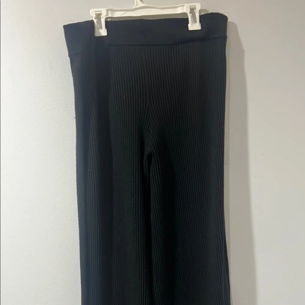 Aerie  Women's Black Stretch Ribbed Pants Sz XL - Image 4