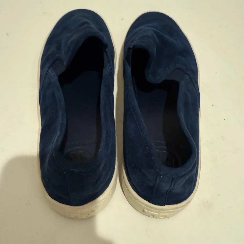 TORY BURCH Max Sneaker Slip-On Navy Blue Suede
Leather Size 7.5 - Image 5