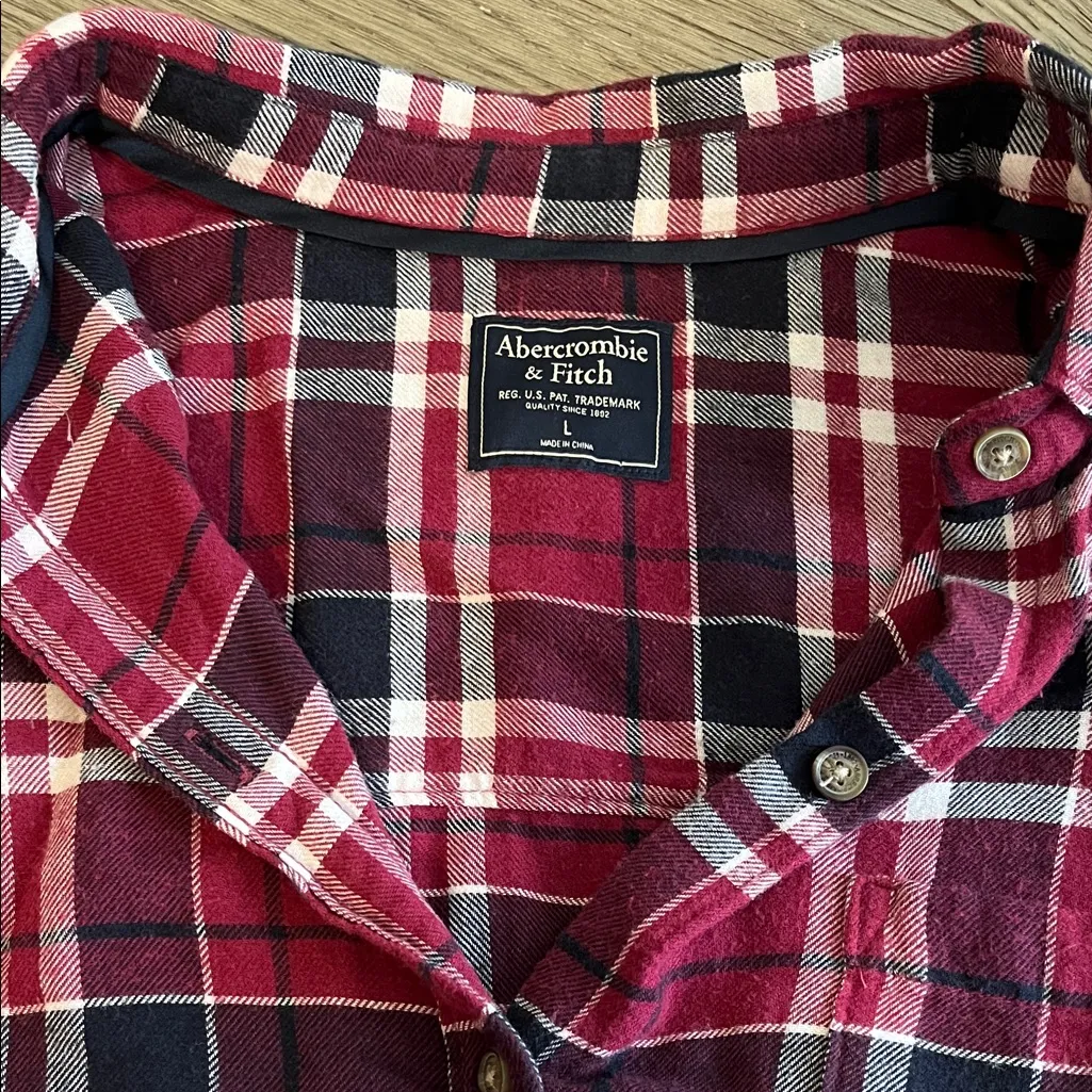 Abercrombie & Fitch Super Soft Flannel - Image 2