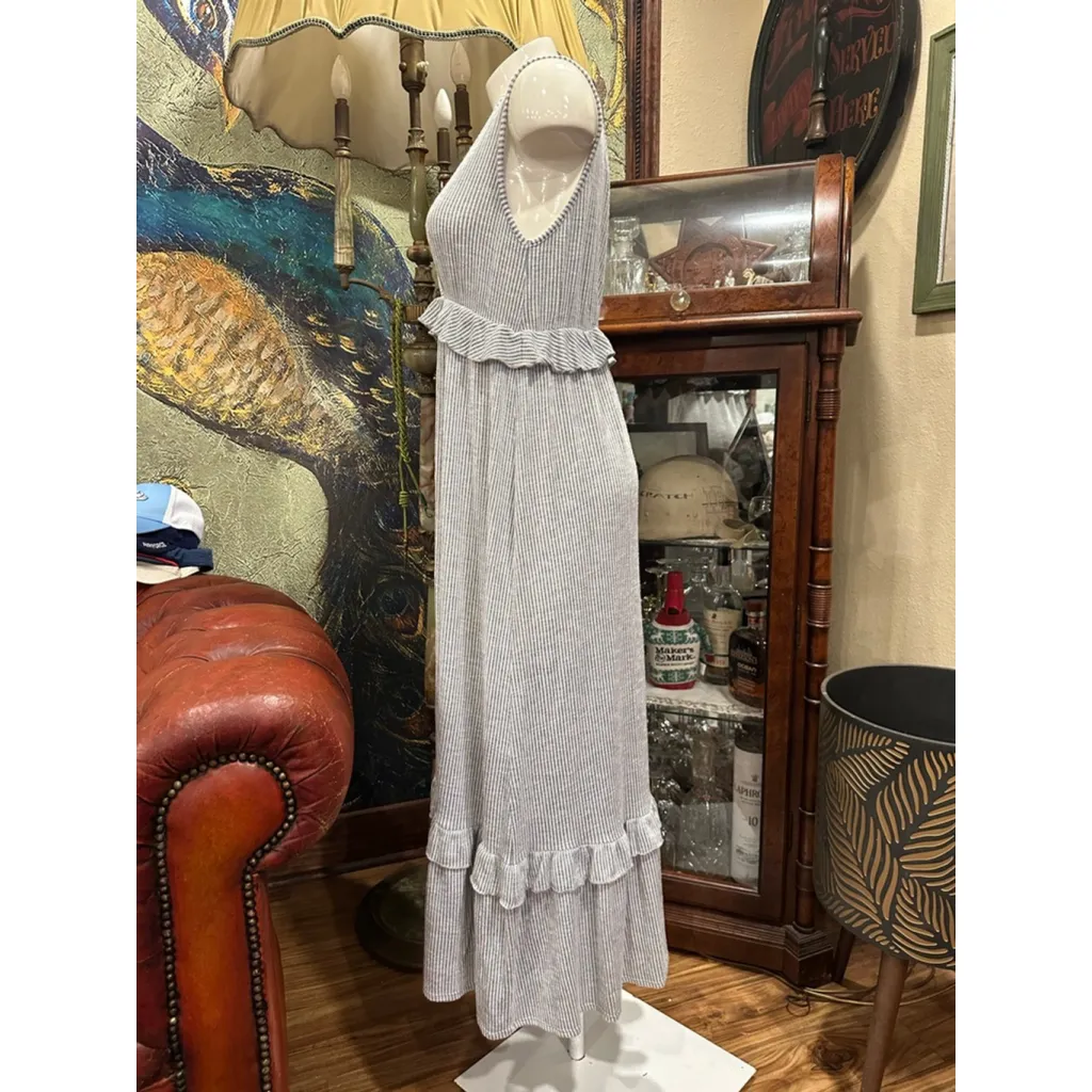 Women's CAUTION TO THE WIND Striped Ruffle Maxi Dress M White/Black - Image 2