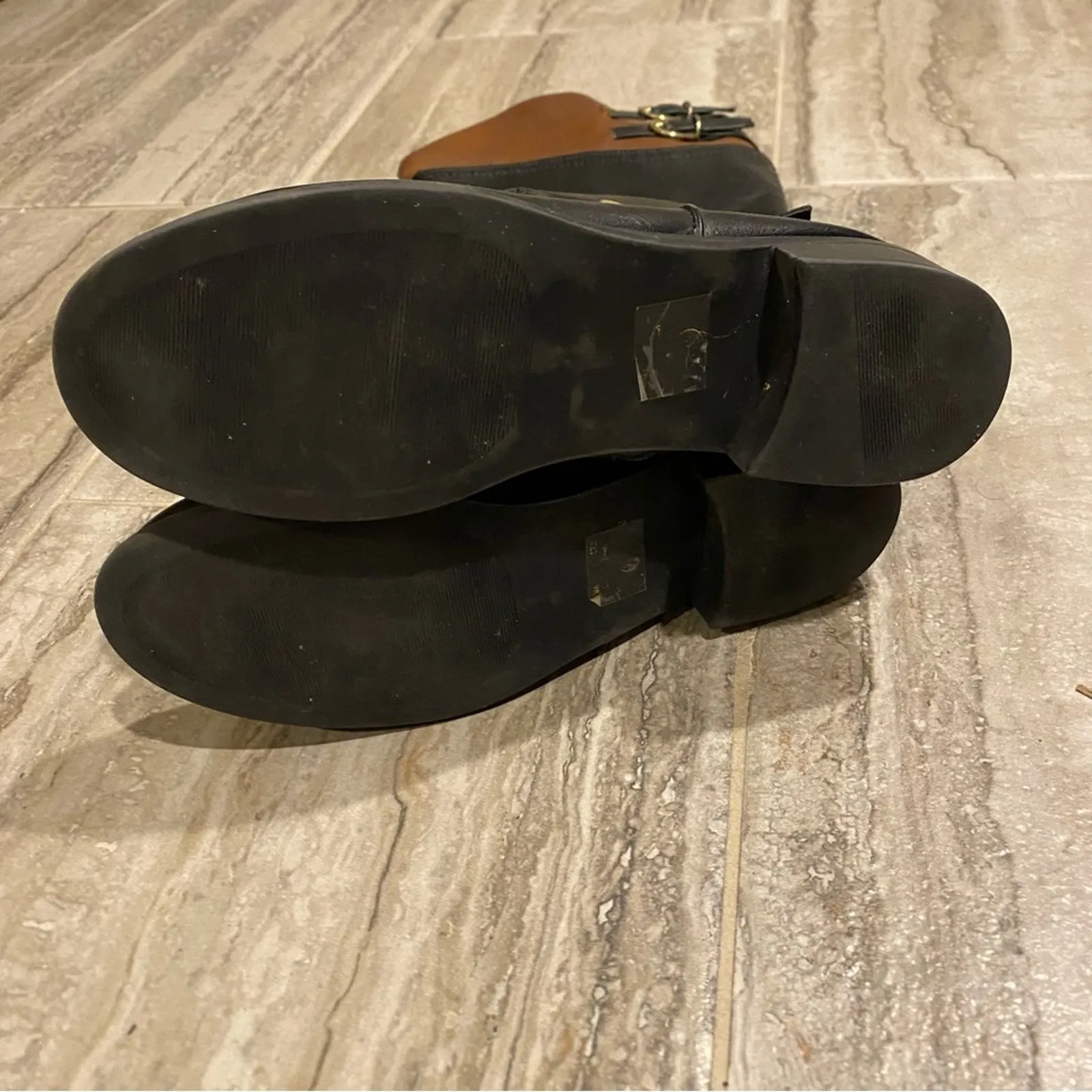 Black and Brown Knee-High Boots 8.5 - Image 4