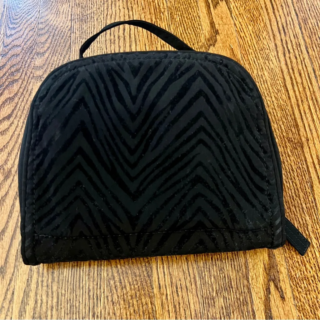 Vera Bradley Zebra Flock Travel Toiletry / Cosmetic / Make-up / Jewelry bag NWOT - Image 2