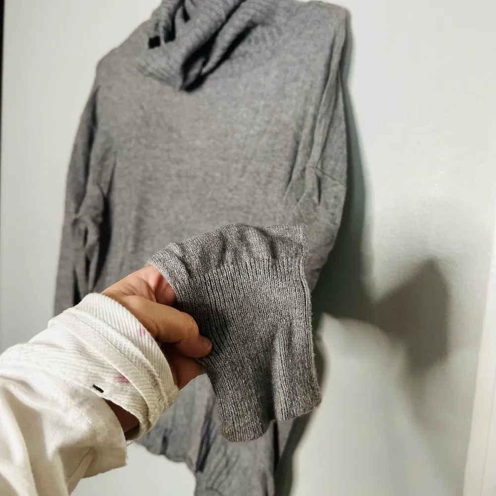 Abound Grey Long Sleeves Turtle Neck Soft Ribbed Sweater Size XL - Image 4