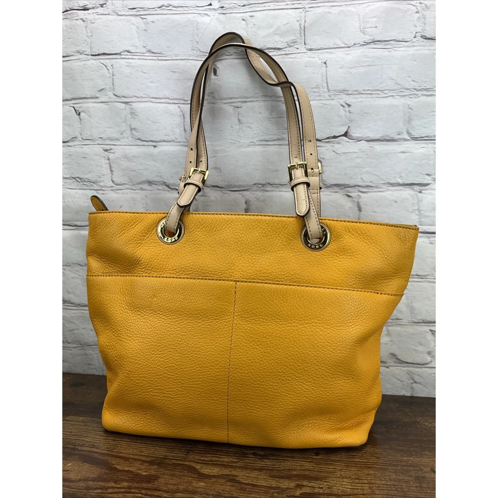 Michael Kors Bedford Sun Yellow Pebbled Leather Tote Bag Purse - Image 2