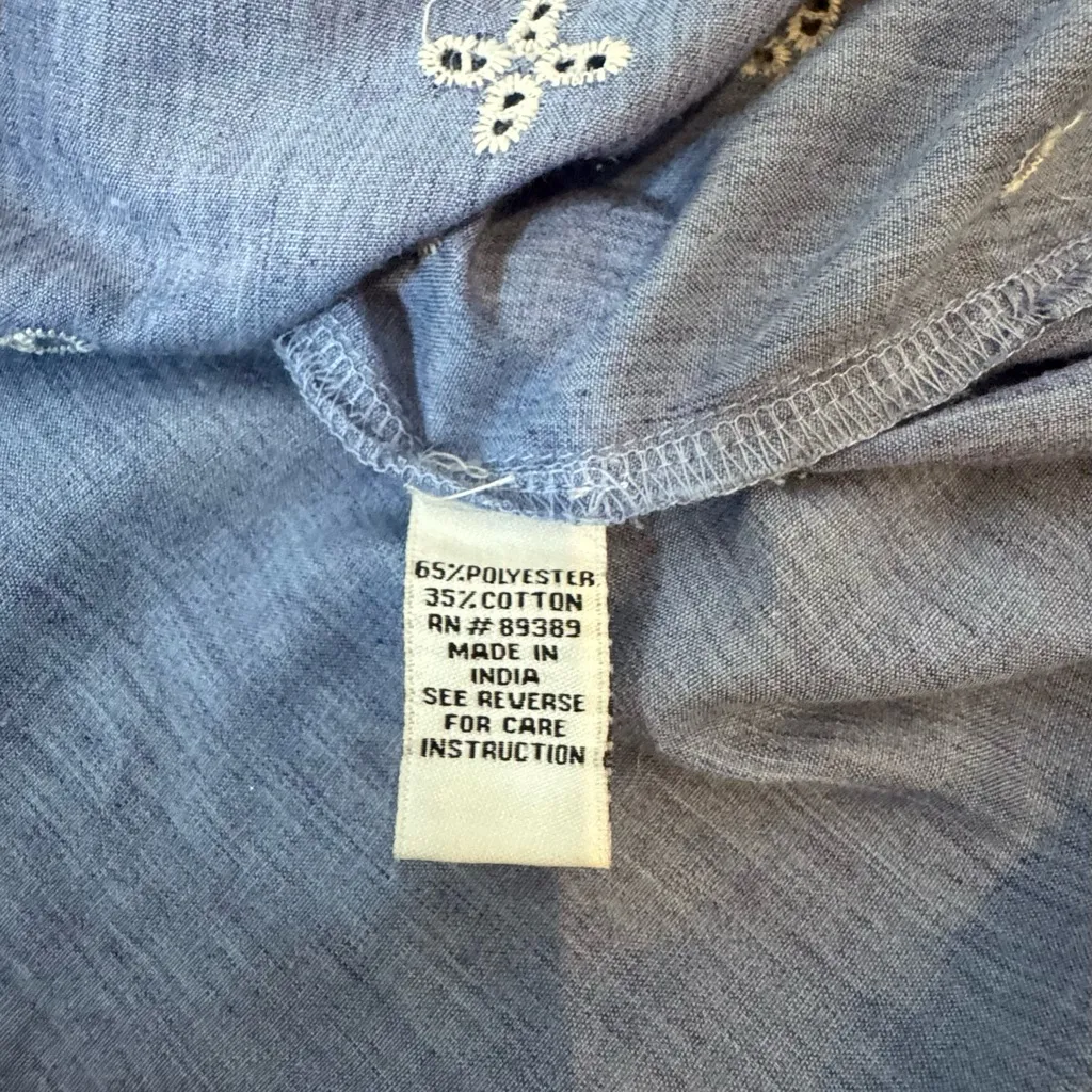 Studio West  Boho Coquette Embroidered Peasant Top L Ruffle Neck Flutter - Image 8