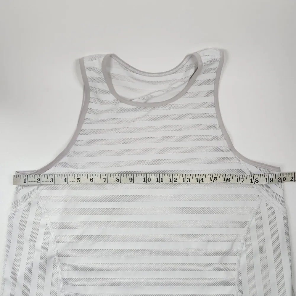 Lululemon White Mesh Cropped Running Striped Tank Top Shirt Size L? READ DESCRIP - Image 5