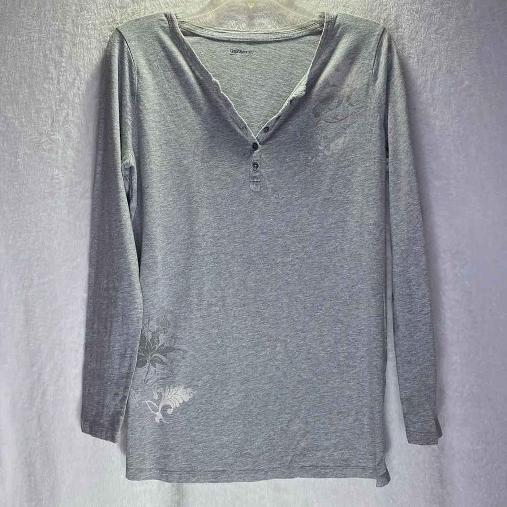 Gap  Maternity Henley Shirt - Image 40