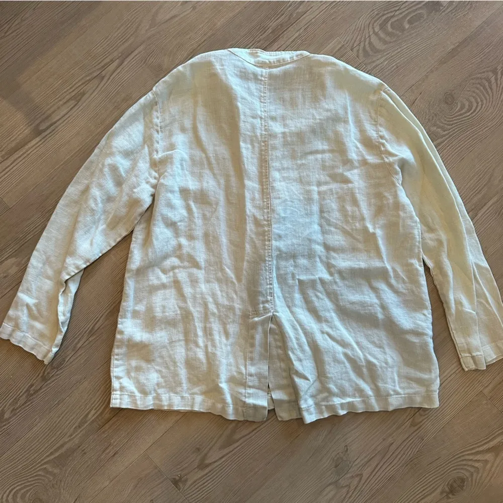 CP Shades women’s medium 100% Linen Button Jacket cream with pockets - Image 9