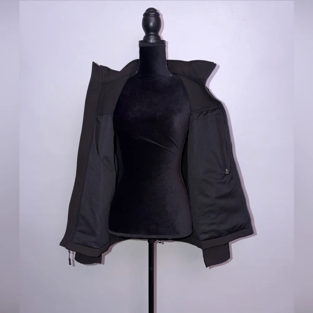 Guess Jacket For Men  Size Xs - Image 4