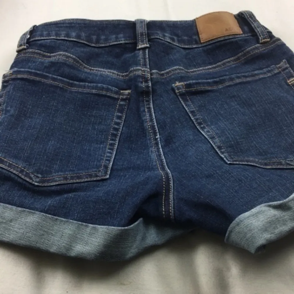 Aero. Ladies shorts size 0 - Image 12