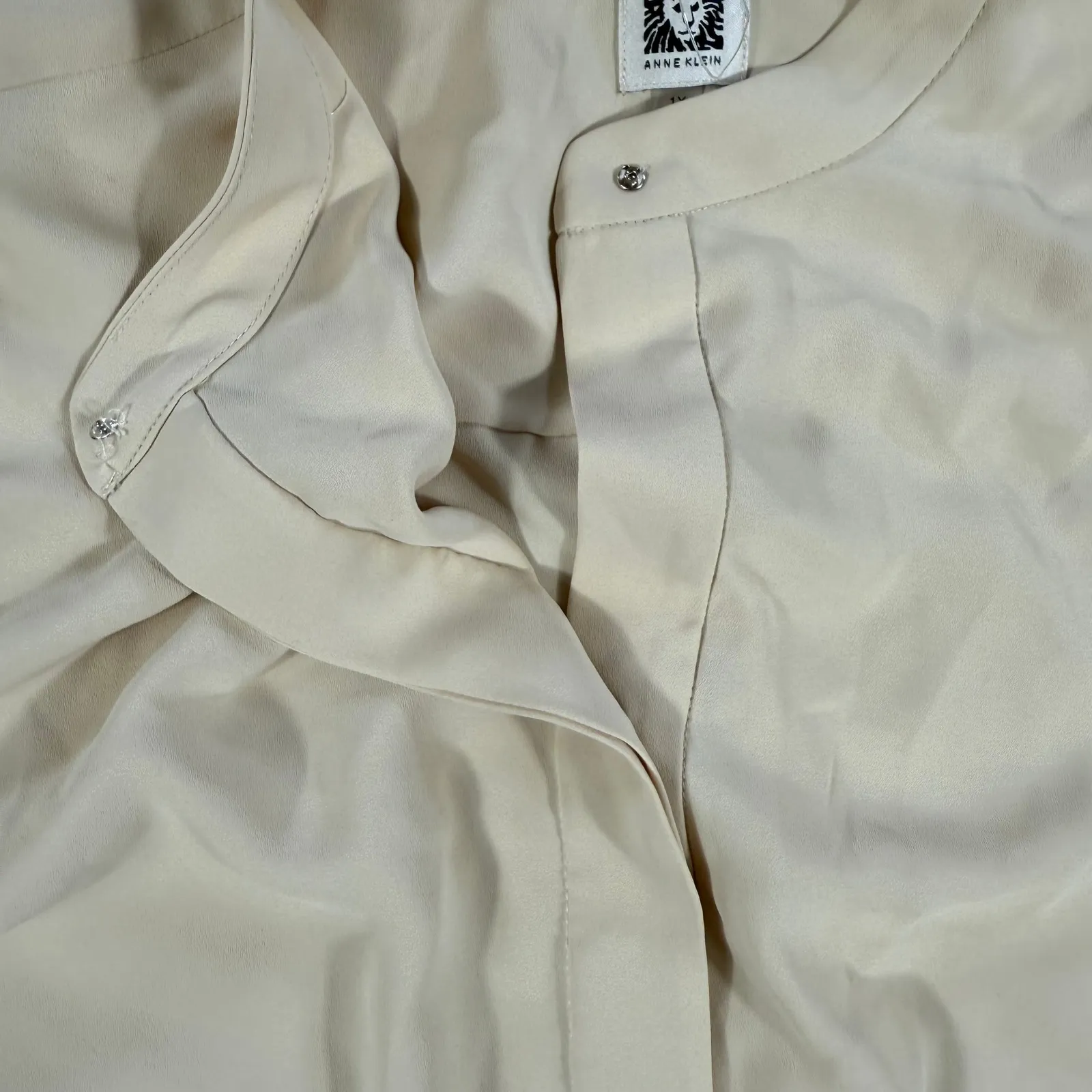 Anne Klein  1X Ivory‎ Long Sleeve Button Down Tunic Blouse Classic Career Office - Image 7