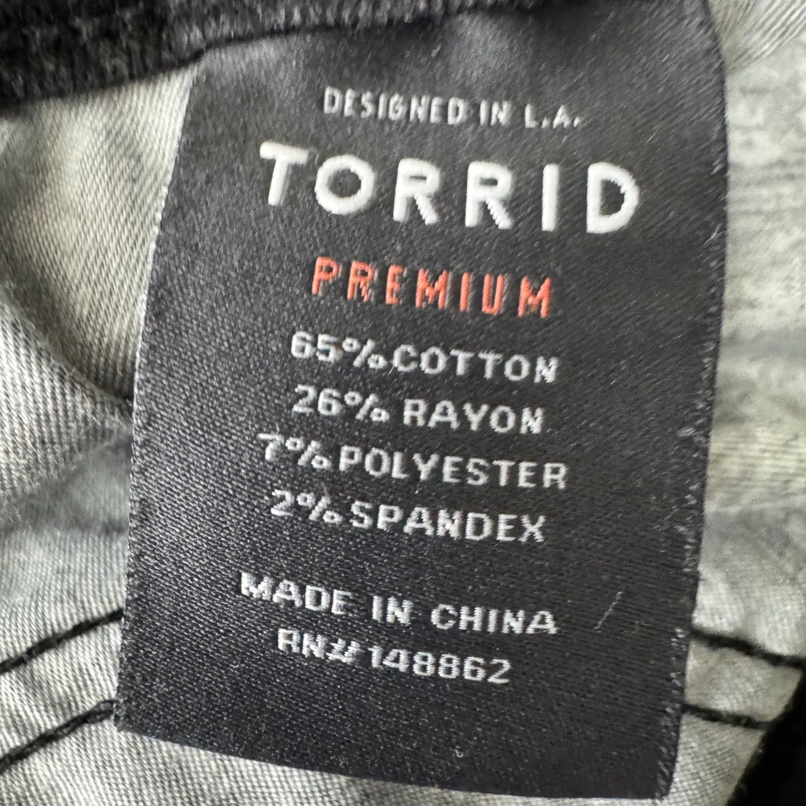 Torrid Stiletto Premium Black Denim Distressed Zip Ankle Jeggings Plus Size 26 - Image 9