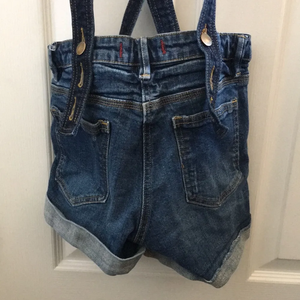 FINAL MARKDOWN LADIES’ 2.1 Denim Distressed Cuffed Shorts w/Suspenders size 26 - Image 8