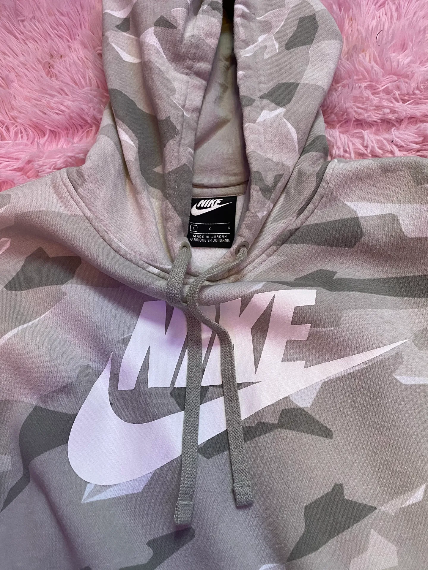 Nike Camo Sweatshirt - Image 4