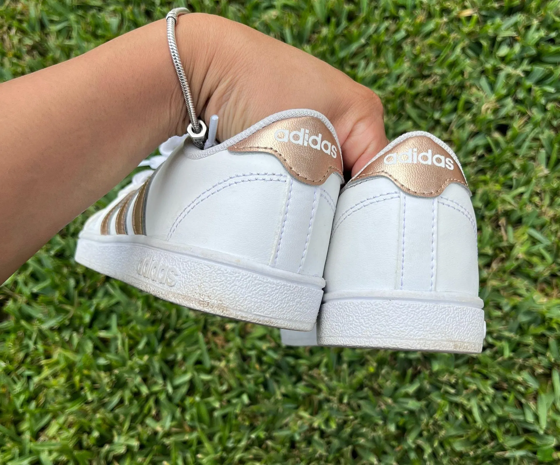 Adidas White Low Shoes - Image 2