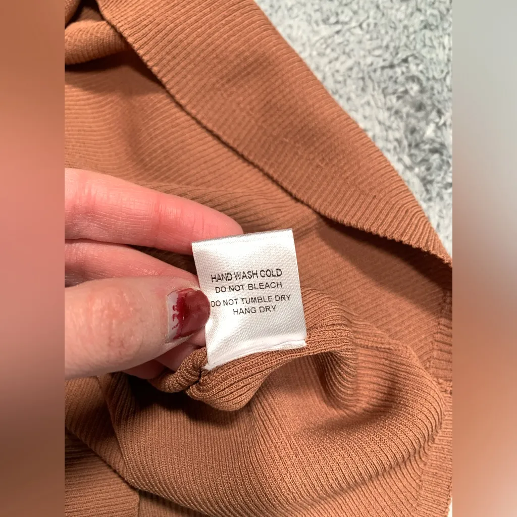 Miou muse Sleeveless Tan tank Top medium - Image 6