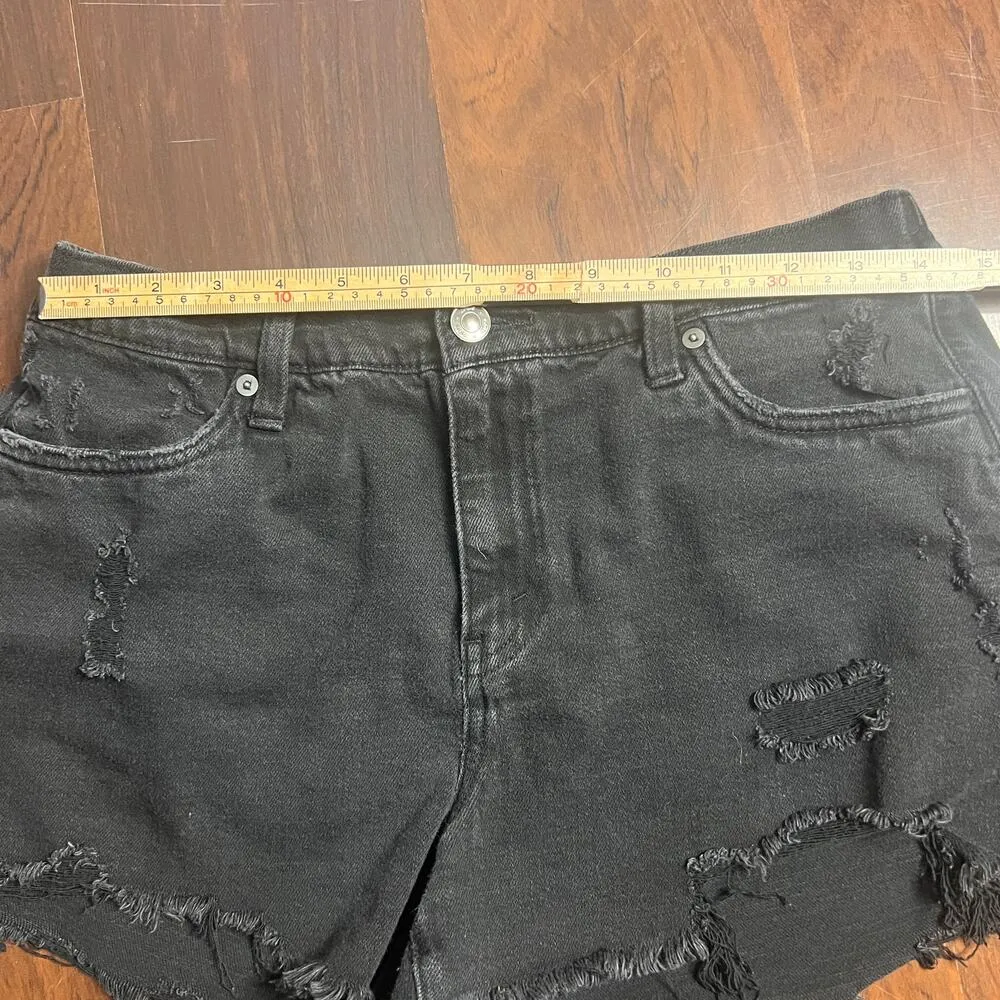 Aerie black denim distressed shorts size medium - Image 5