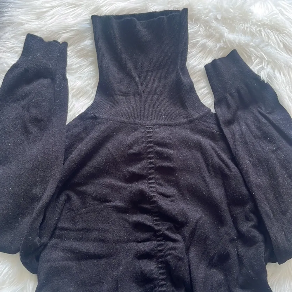 EXPRESS  turtle neck sweater - Image 11