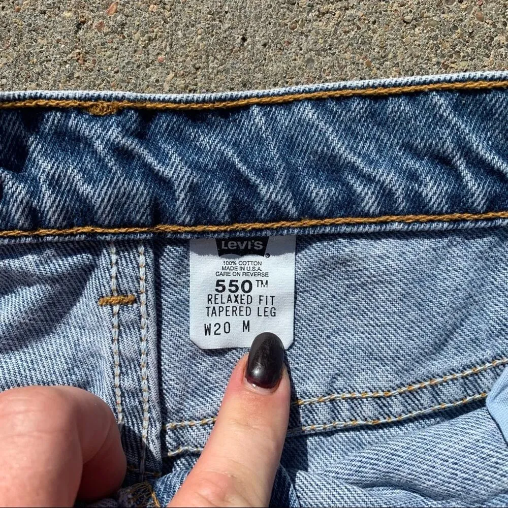 Vintage Levi’s 550 relaxed fit tapered leg jeans size W20 - Image 9