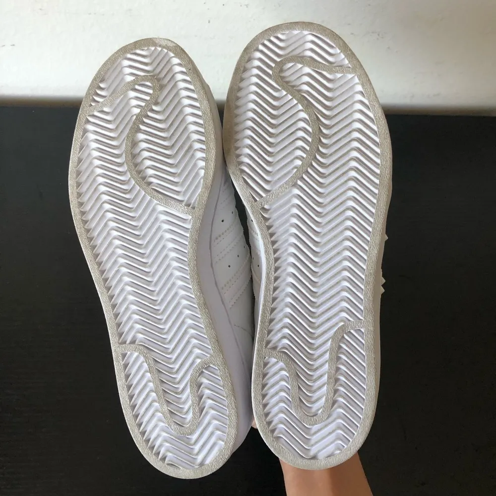 Adidas Studded Superstar Sneakers Spike Athletic Shoes 5.5 - Image 7