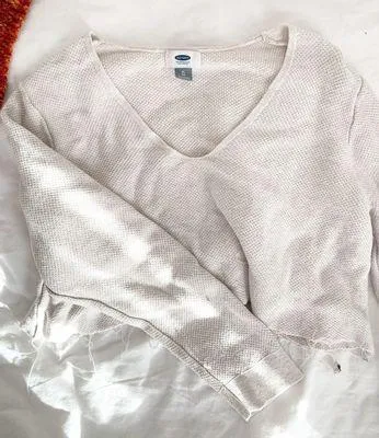 Old Navy Crop Frayed Edge Sweater - Image 2