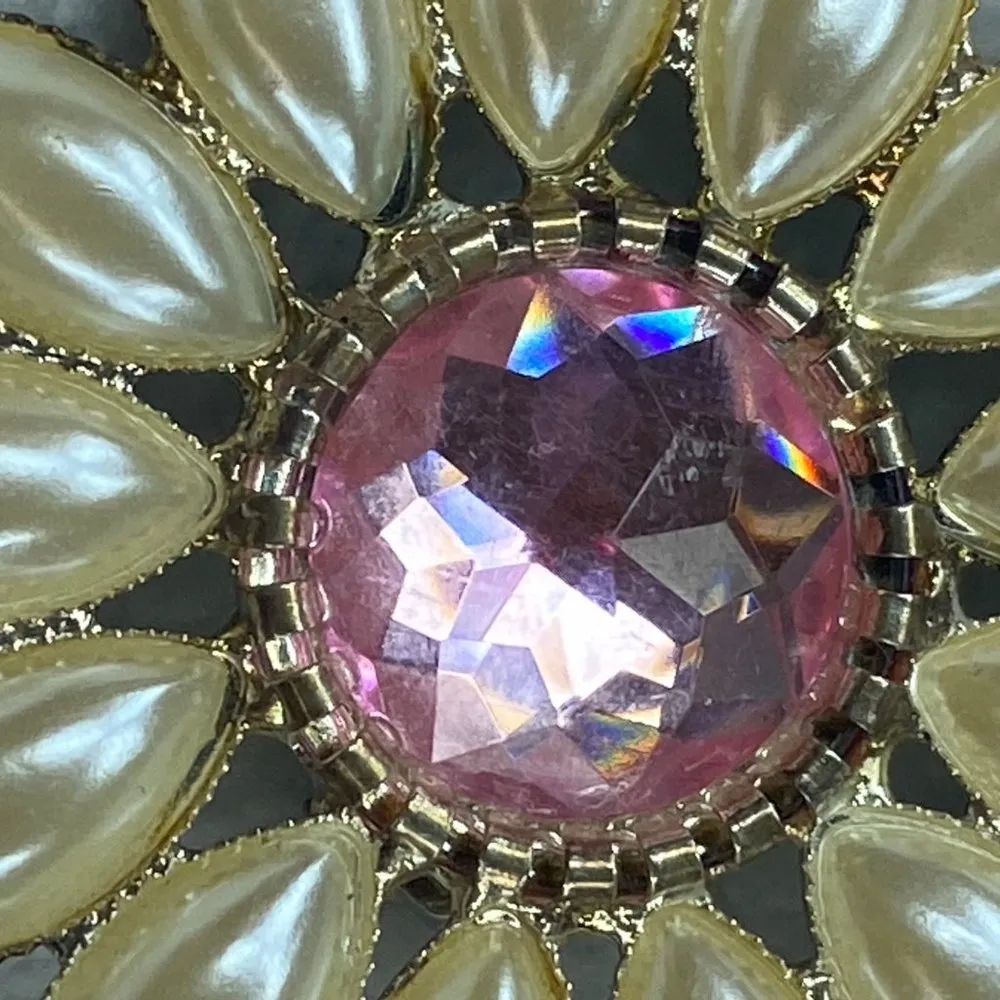 Faux Pearl Large Pink Acrylic Center Flower Jewelry Pin Brooch Floral Design - Image 15